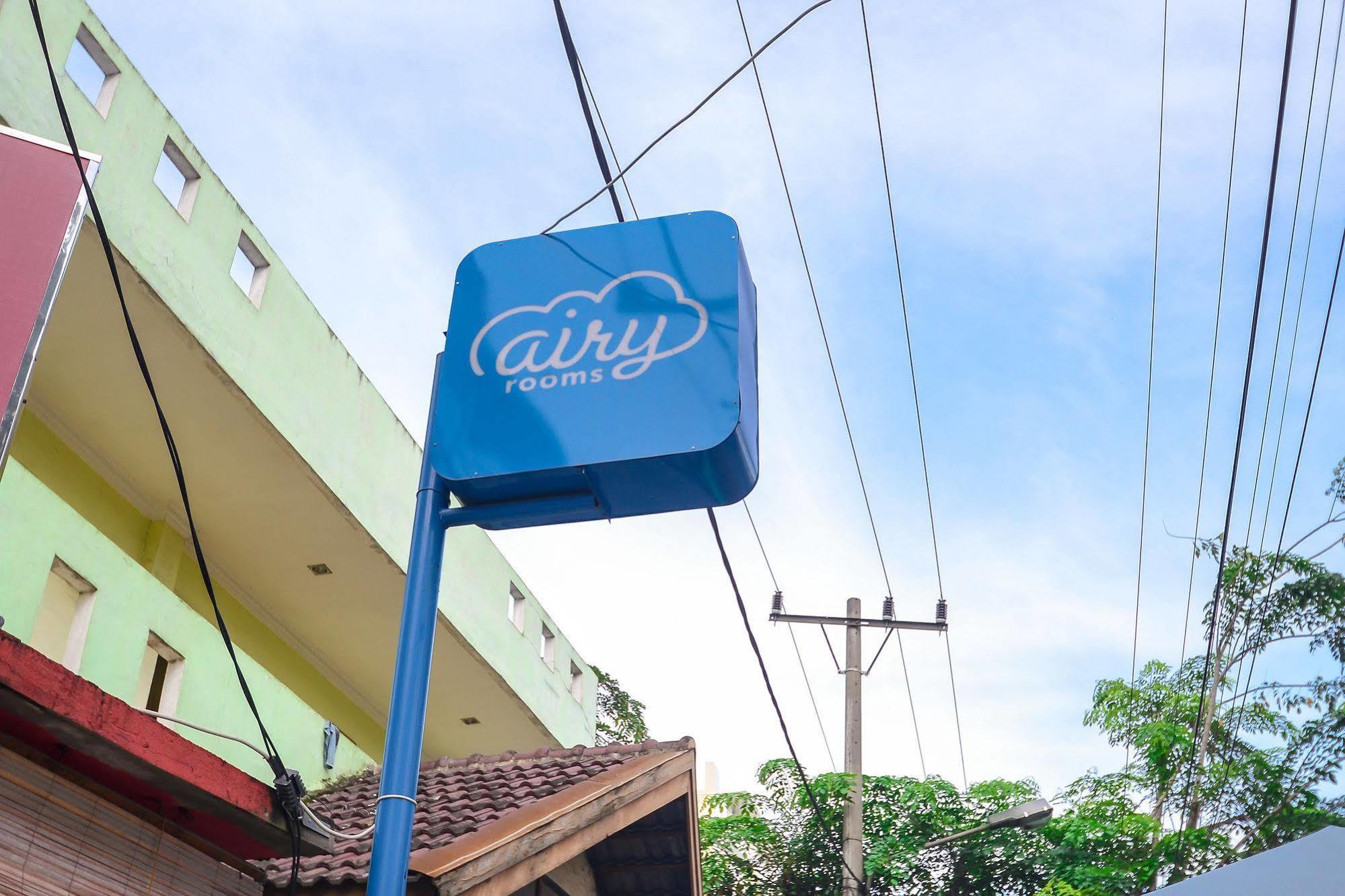 Amaliun Hotel Medan Exterior foto